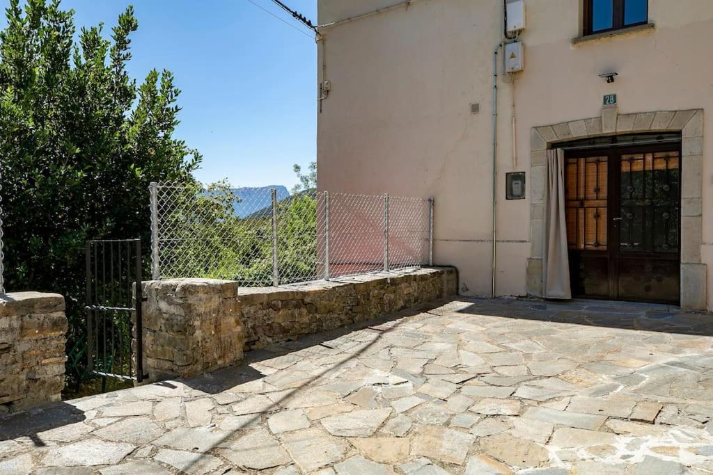 Casa Feli - Apartamento Con Jardin Privado En Los Pirineos Castiello de Jaca Exterior photo
